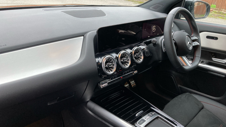 Mercedes-Benz GLA 250e AMG Line Executive 5dr Auto Hatchback